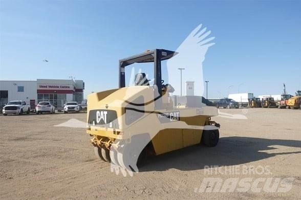 CAT PS-150C Cilindri compactori cu roti