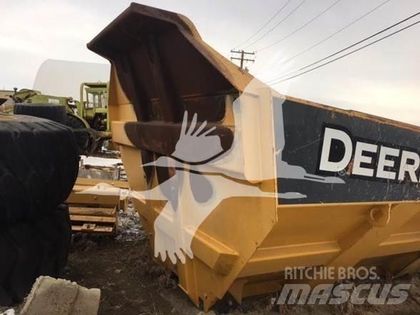 John Deere  Utilaje construcții - Altele