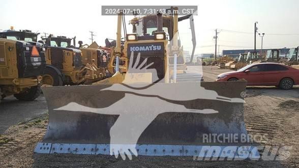 Komatsu D65PX Buldozere pe senile