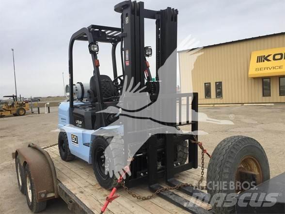 Utilev UT30P Stivuitor diesel
