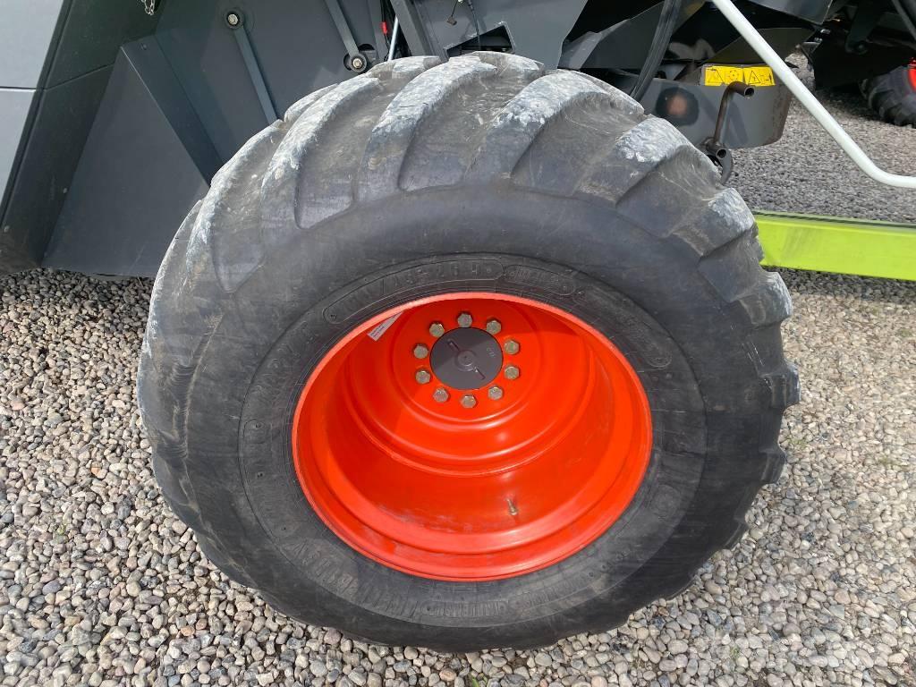CLAAS LEXION 600 Combine de secerat