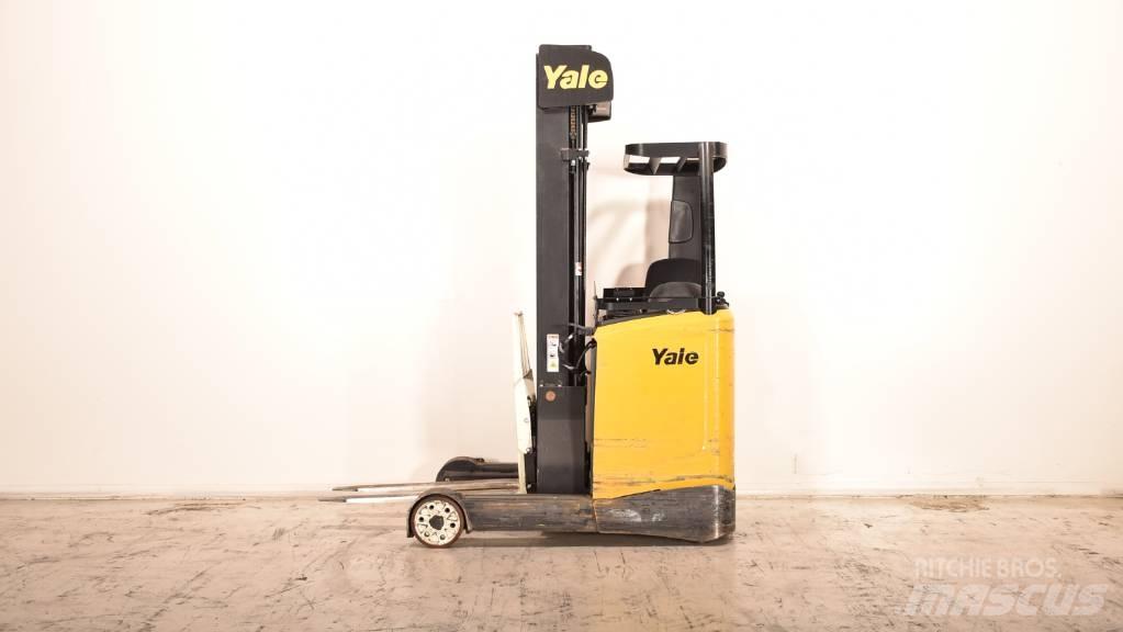 Yale MR 14 Stivuitor cu catarg retractabil