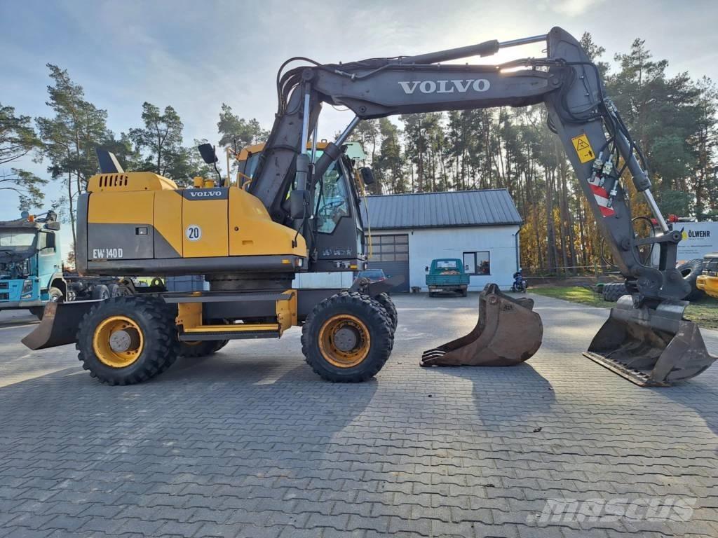 Volvo EW 140 D Excavatoare cu roti