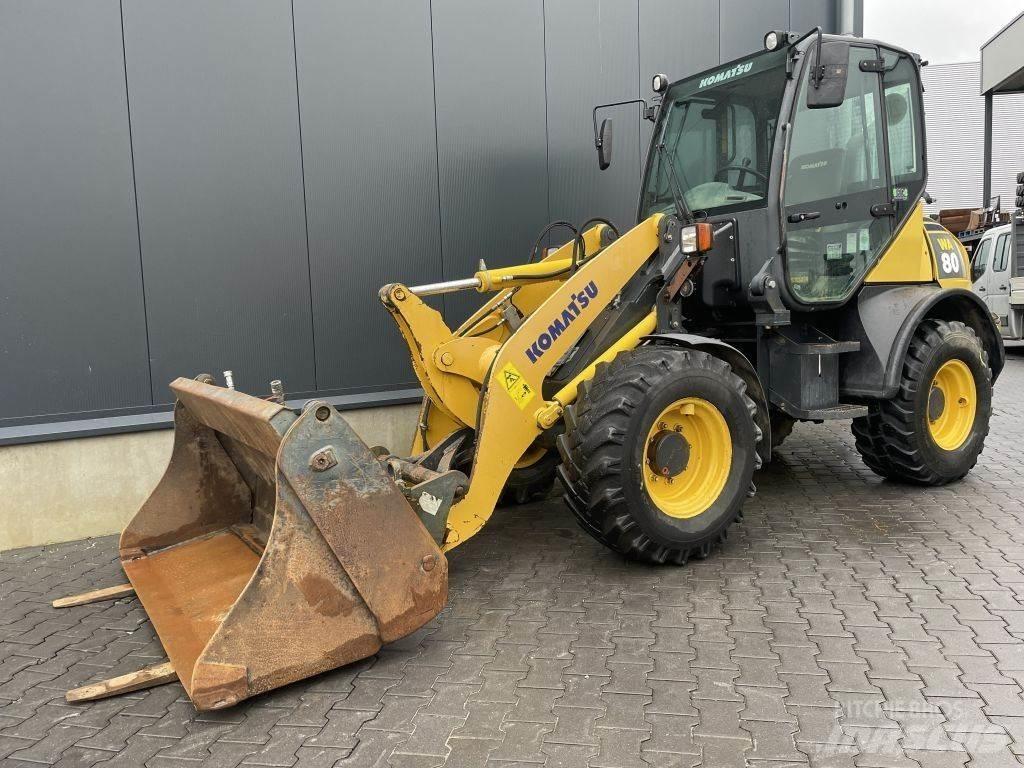 Komatsu WA80-6 Incarcator pe pneuri