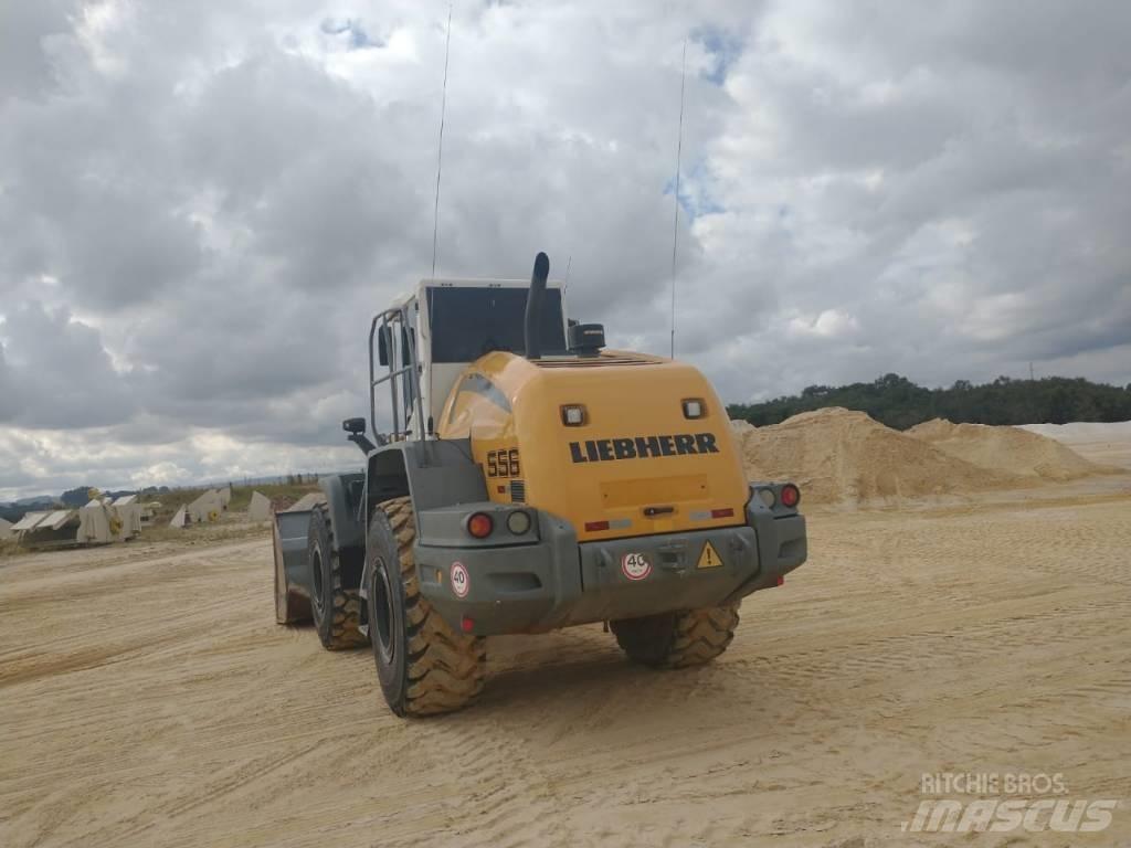 Liebherr L556 Incarcator pe pneuri