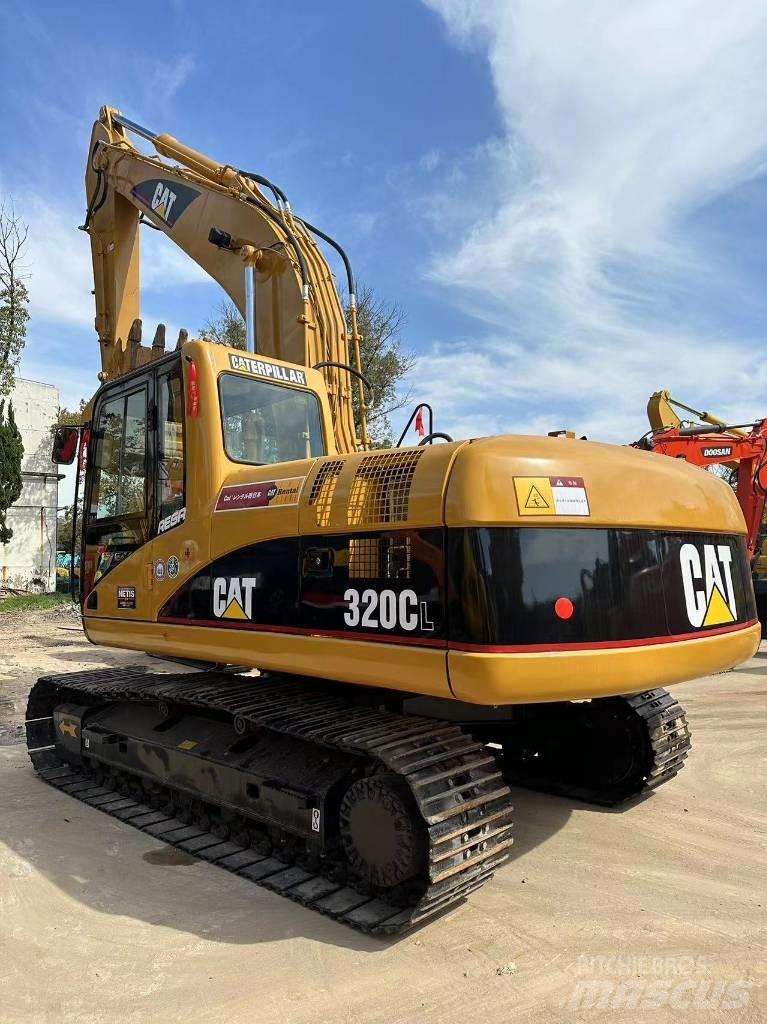 CAT 320 C L Excavatoare pe șenile
