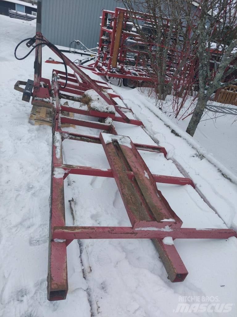 Patu 640 Grapa
