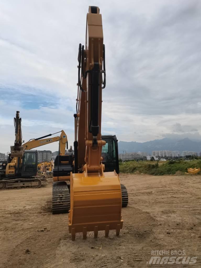 CAT 320 D Excavatoare pe șenile
