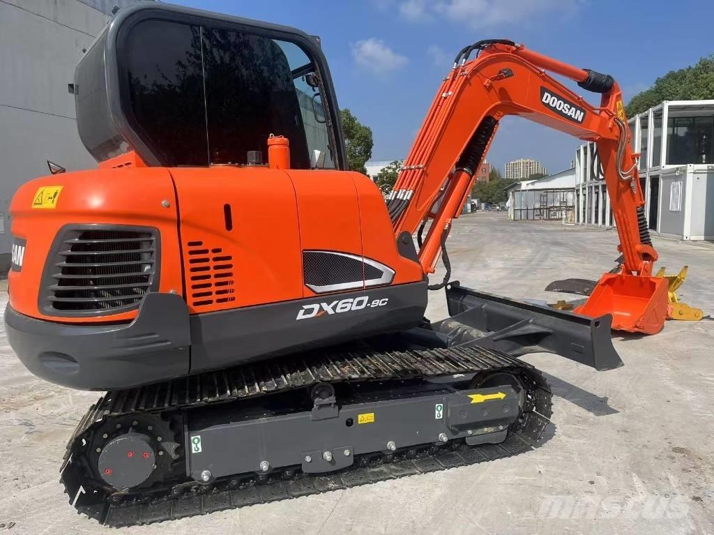 Doosan DX 60-9 C Excavatoare pe șenile

