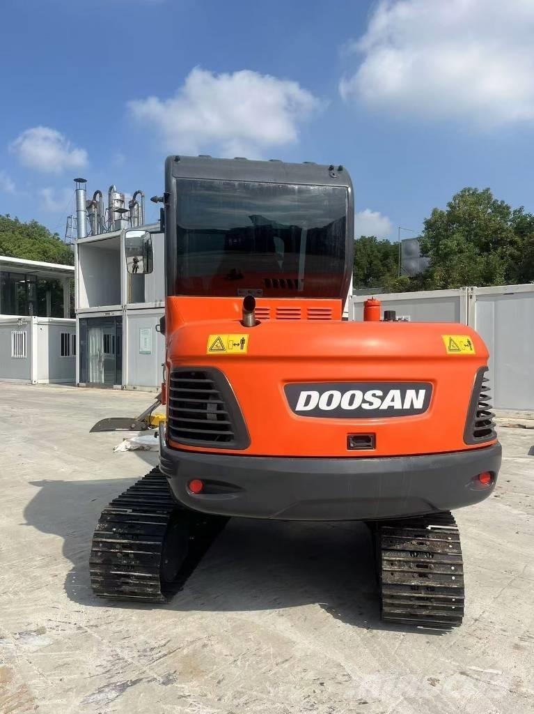 Doosan DX 60-9 C Excavatoare pe șenile
