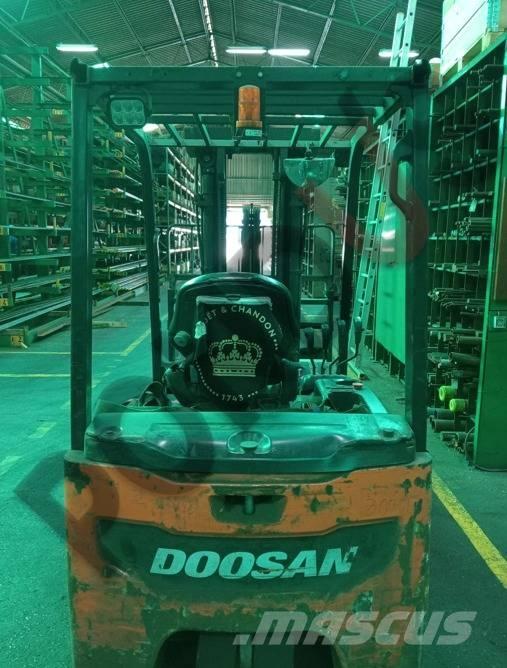 Doosan B 18 T-7 Stivuitor electric