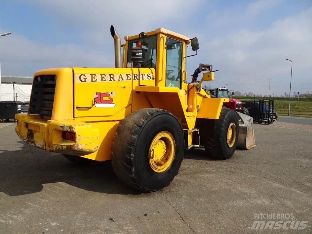 JCB 456ZX Incarcator pe pneuri