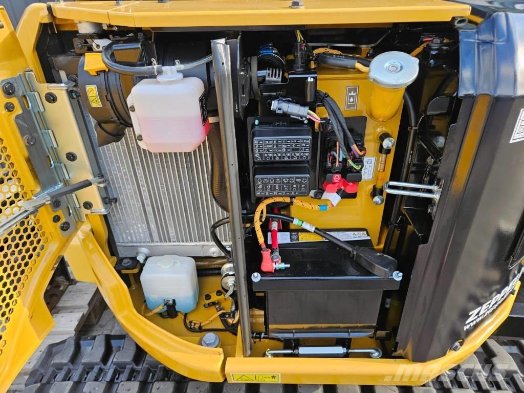 CAT 302.7 CR Mini excavatoare < 7t