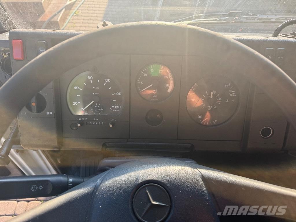 Mercedes-Benz 817 Platforme aeriene montate pe camion