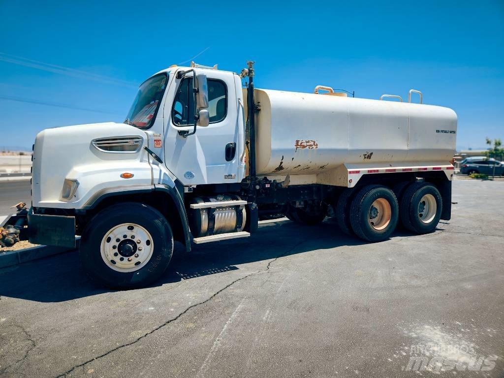 Freightliner 108 SD Cisterne
