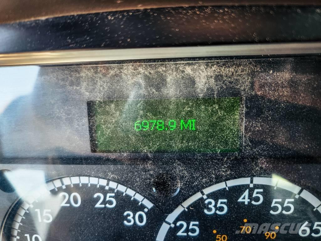 Freightliner 108 SD Cisterne