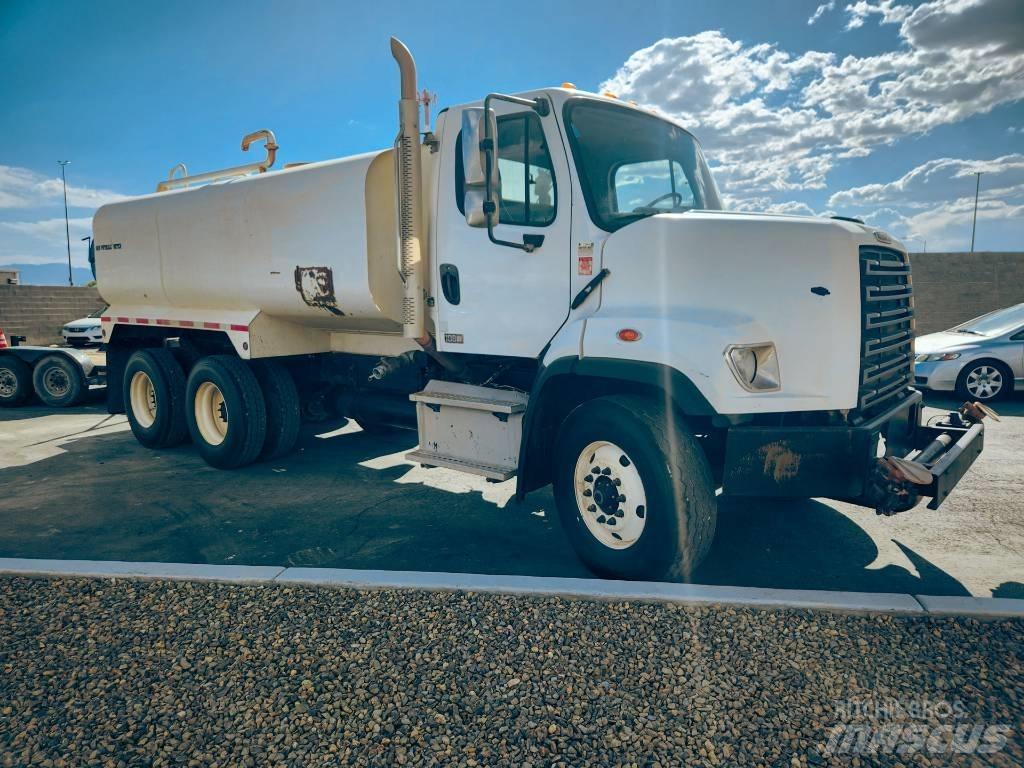 Freightliner 108 SD Cisterne
