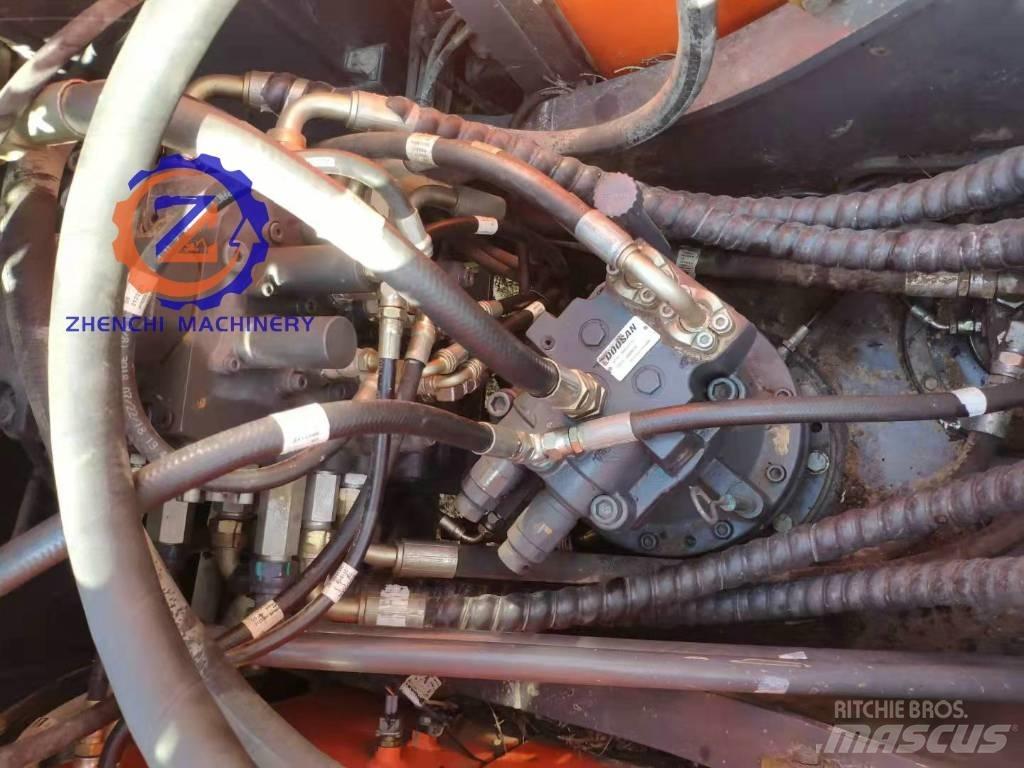 Doosan DX 150LC Excavatoare 7t - 12t