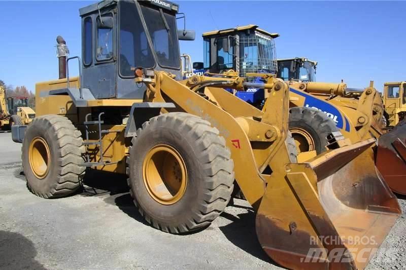 Furukawa FL325-I Incarcator pe pneuri