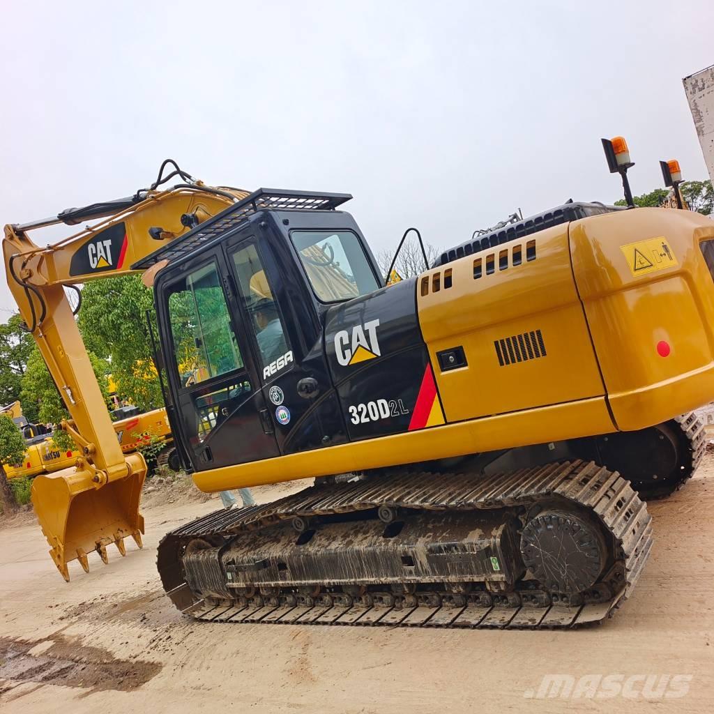 CAT 320   D2L Excavatoare pe șenile
