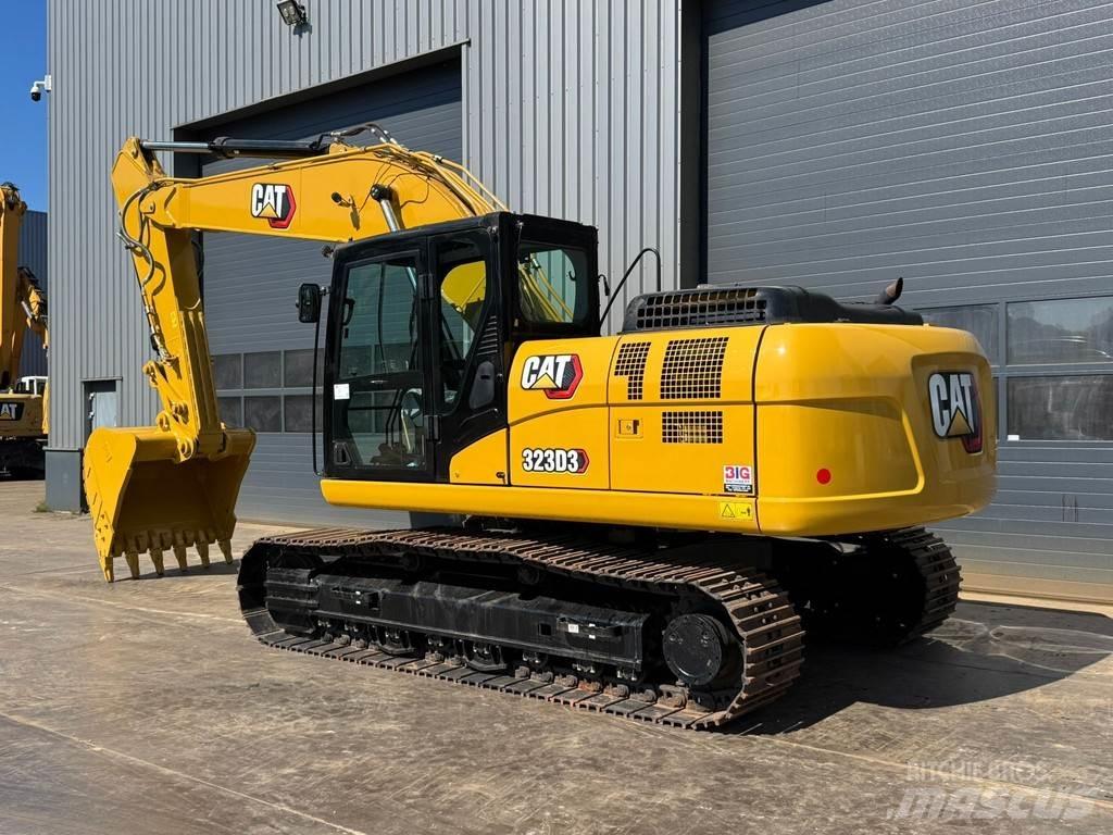 CAT 323D3 Excavatoare pe șenile
