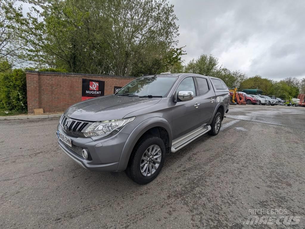 Mitsubishi L 200 Masini