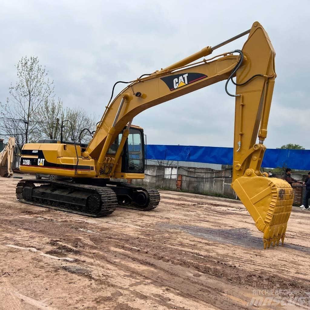 CAT 320 B Excavatoare pe șenile
