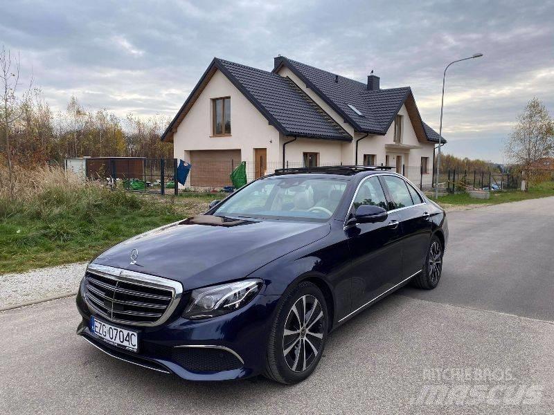 Mercedes-Benz E 300D Masini
