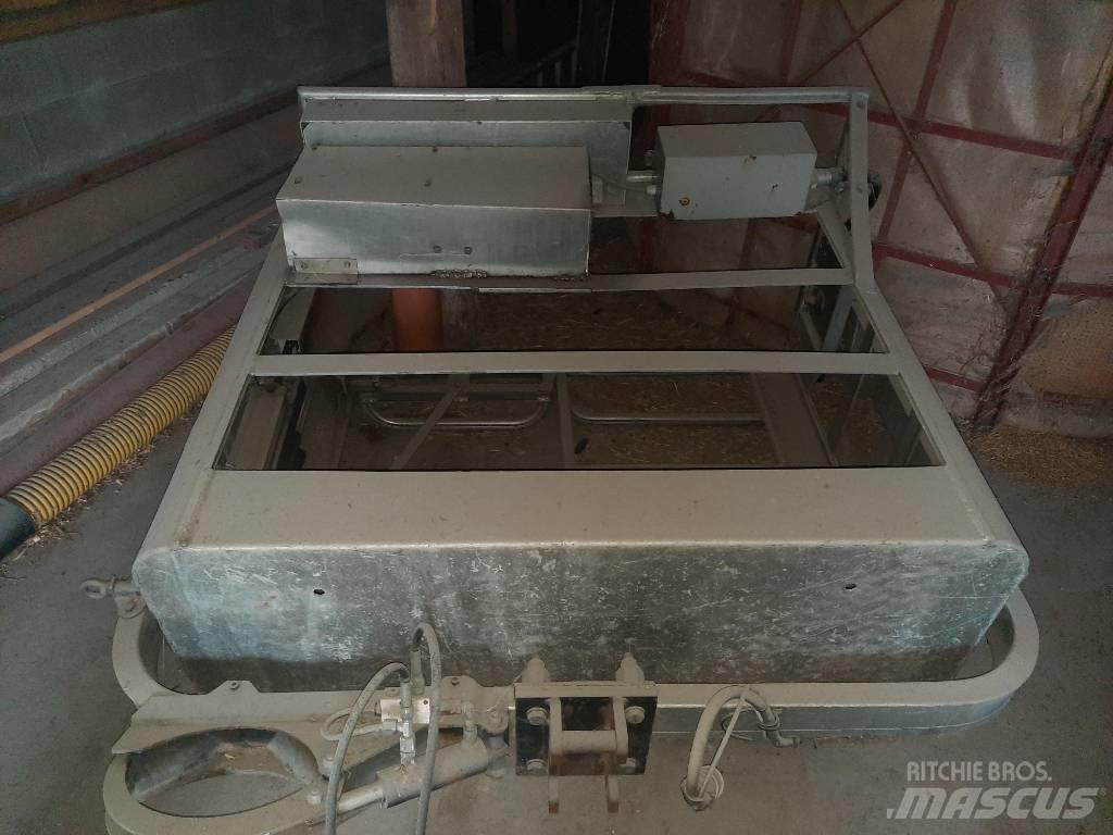 Huddig 1260 Buldoexcavatoare