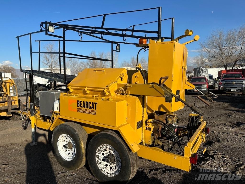 Etnyre Bearcat 250D Pulverizatoare de bitum