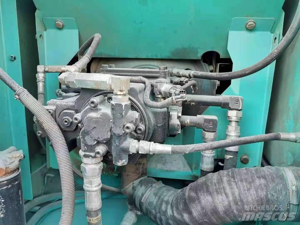 Kobelco SK 140/ Excavatoare pe șenile
