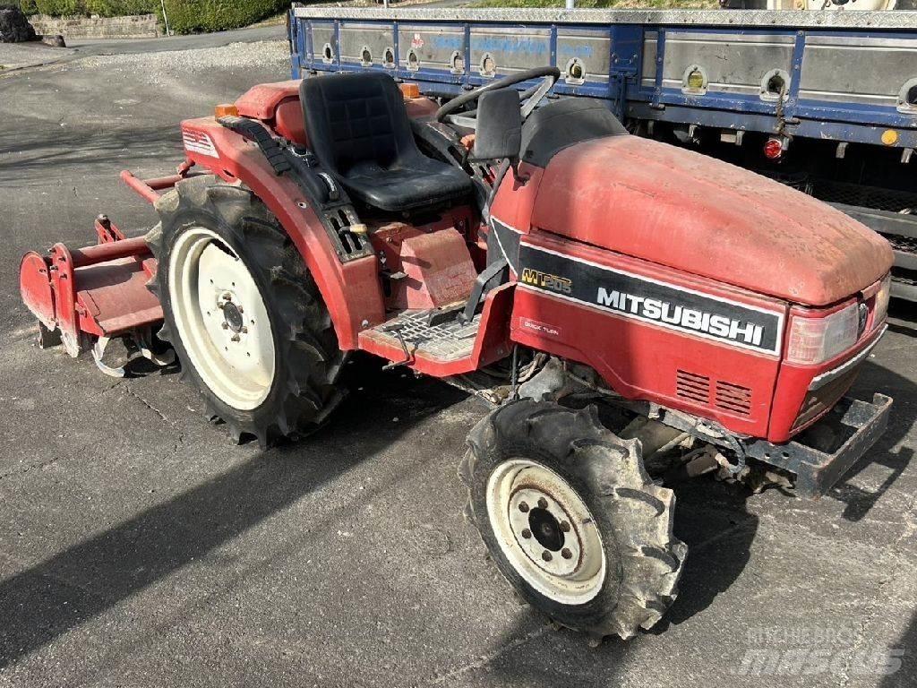 Mitsubishi MT205 Tractoare