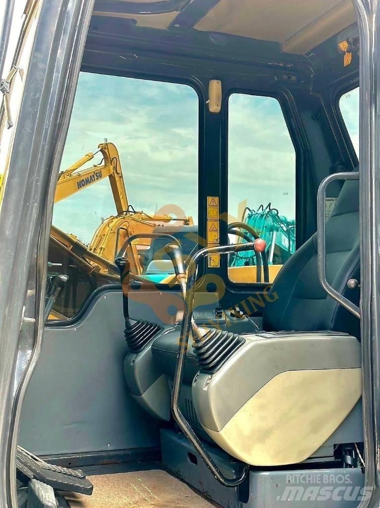 Komatsu PC 60 Excavatoare pe șenile
