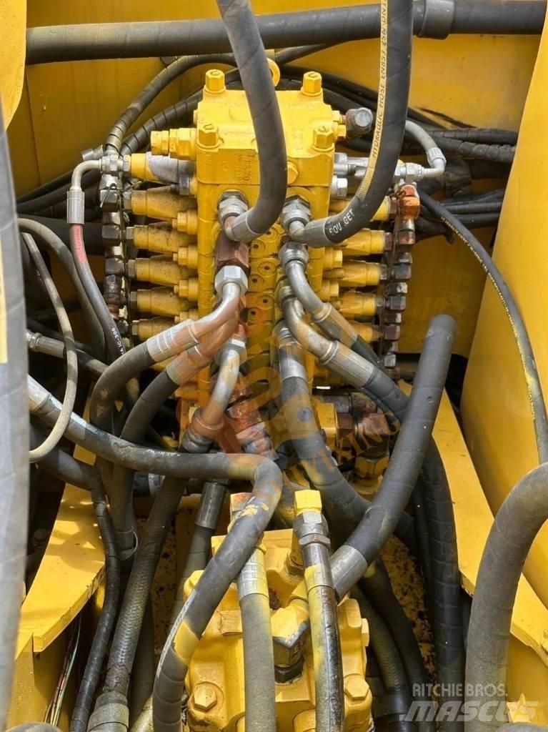 Komatsu PC 60 Excavatoare pe șenile
