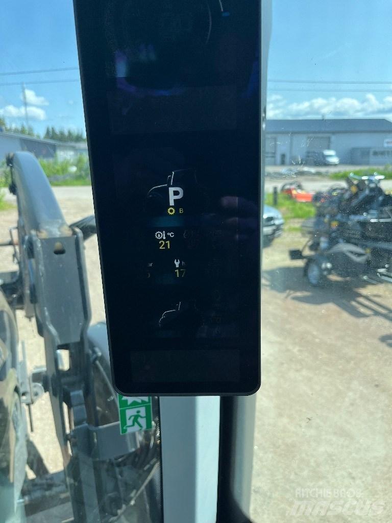 Valtra T 145 Tractoare
