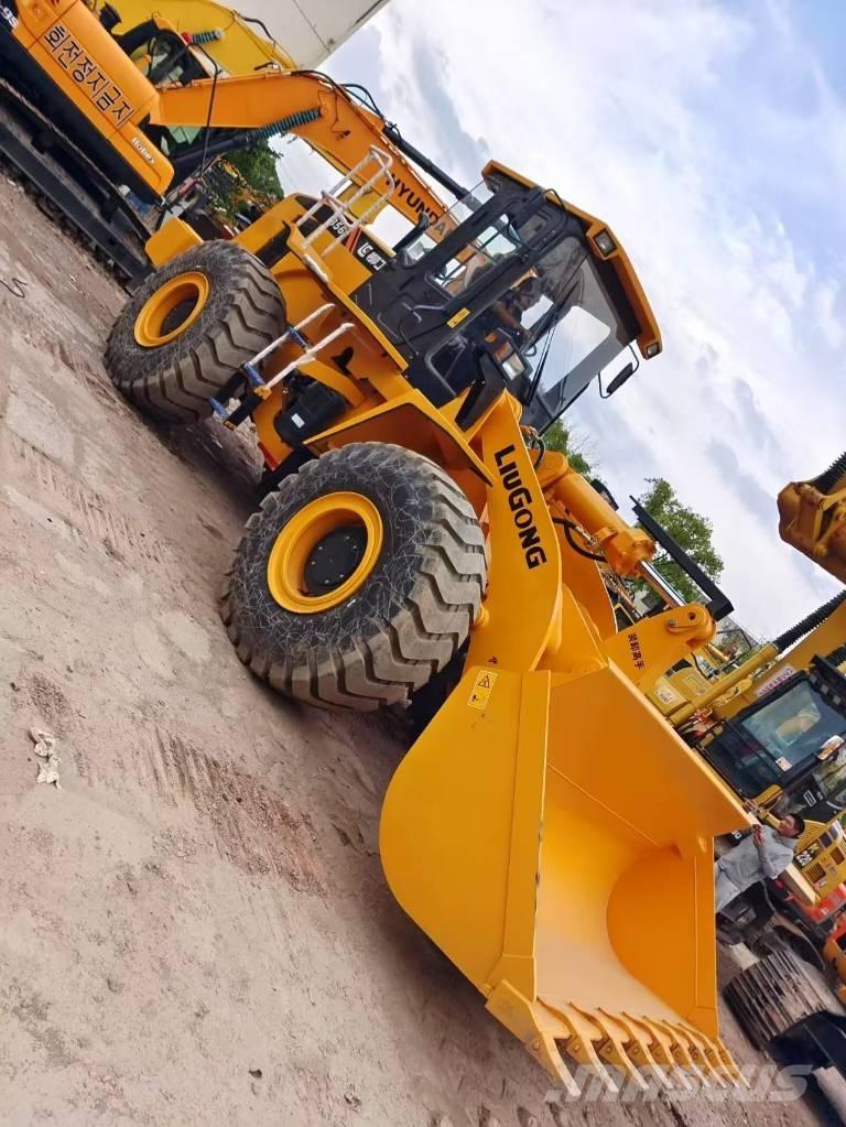 LiuGong 856 H Incarcator pe pneuri