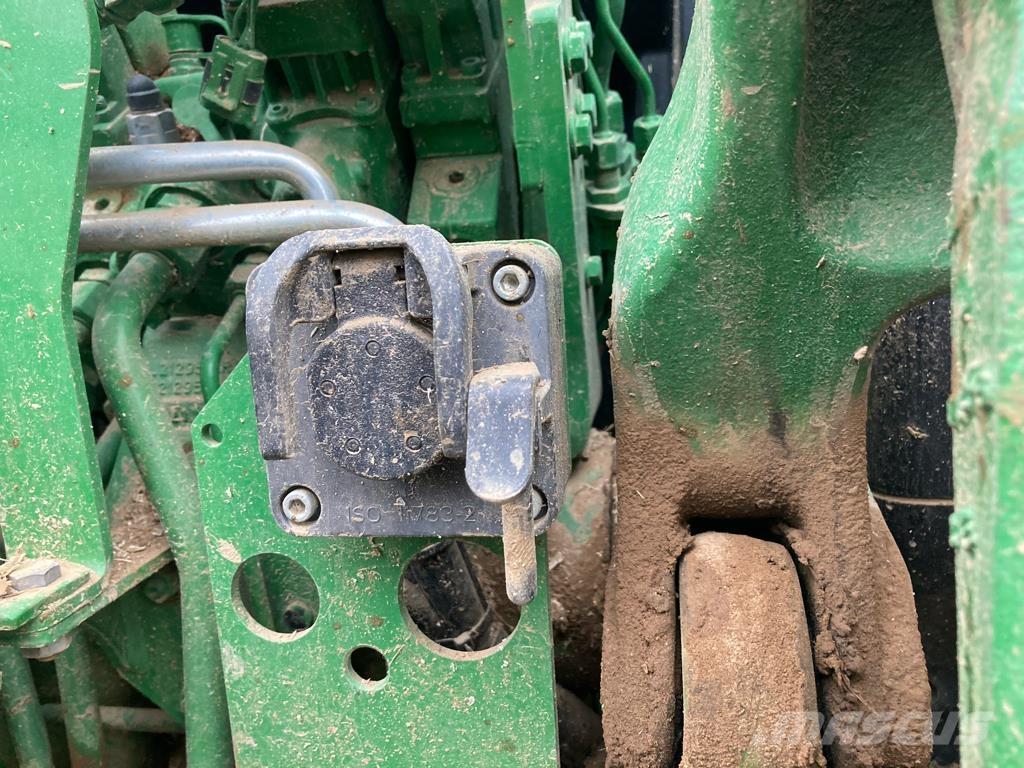 John Deere 6145R Tractoare