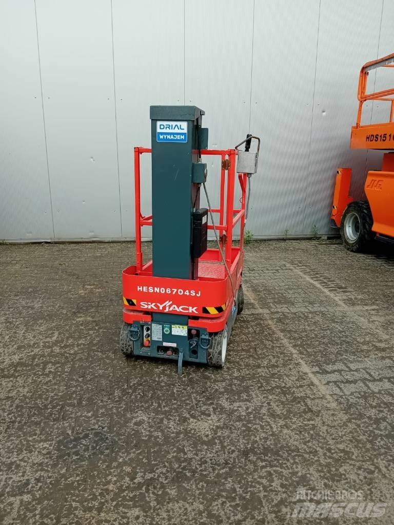 SkyJack SJ 16 Ascensoare verticale catarg