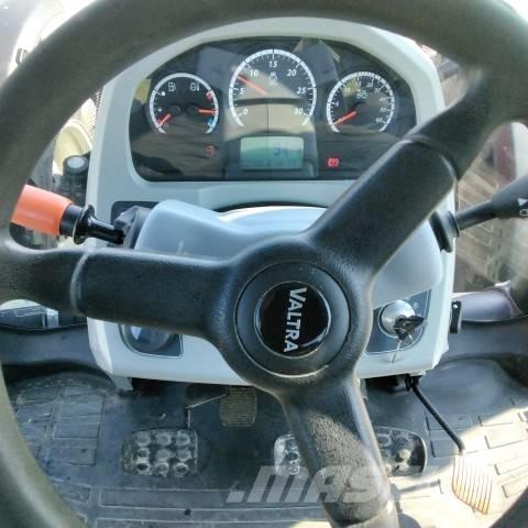 Valtra N 174 Tractoare