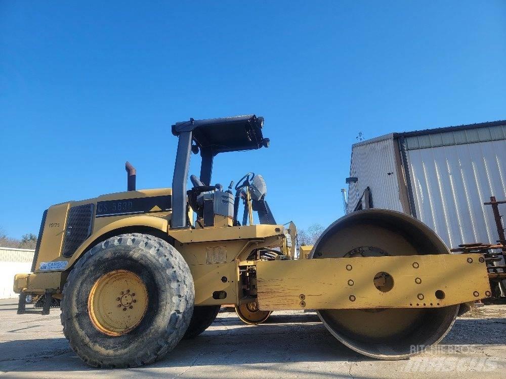 CAT CS 563 D Cilindri compactori dubli