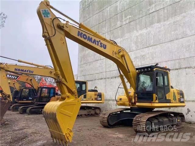 Komatsu PC 200 Excavatoare pe șenile
