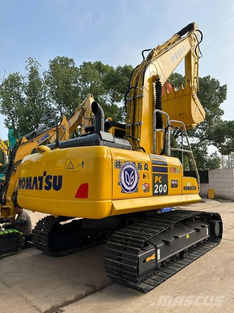 Komatsu PC 200-8N1 Excavatoare 7t - 12t