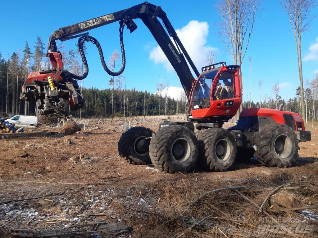 Komatsu 951 Combine forestiere