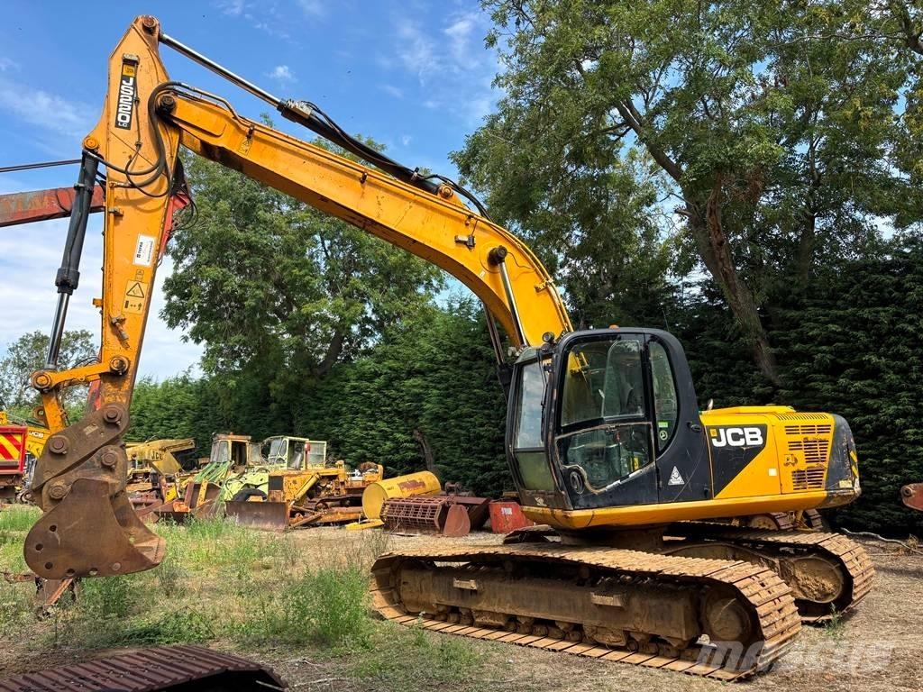 JCB JS 220 LC Excavatoare pe șenile
