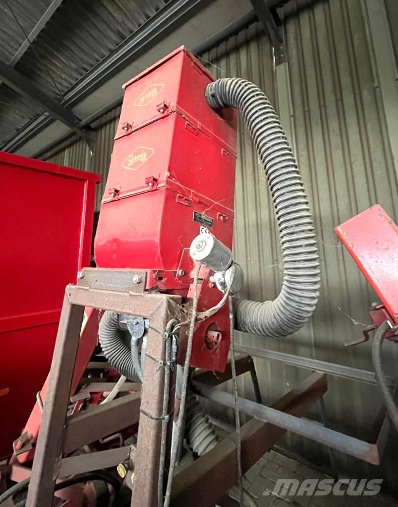 Becker schoffel Alte masini si accesorii de cultivat