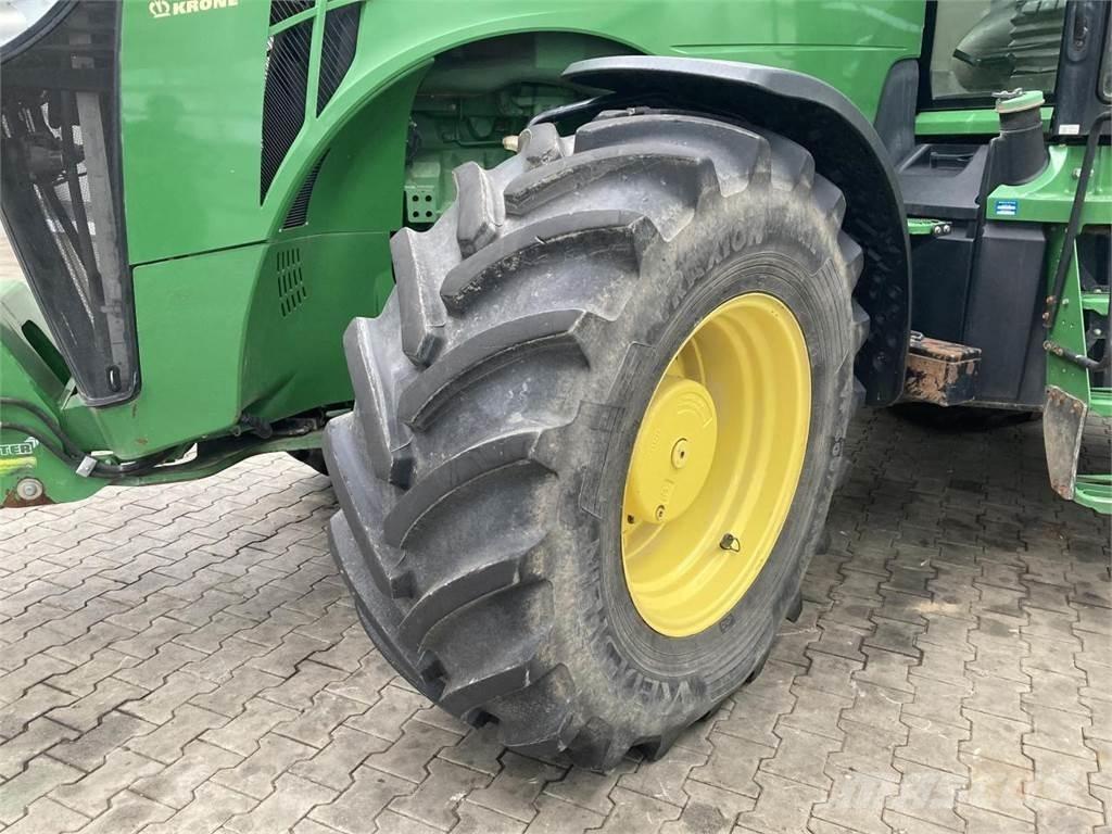John Deere 8335R Tractoare