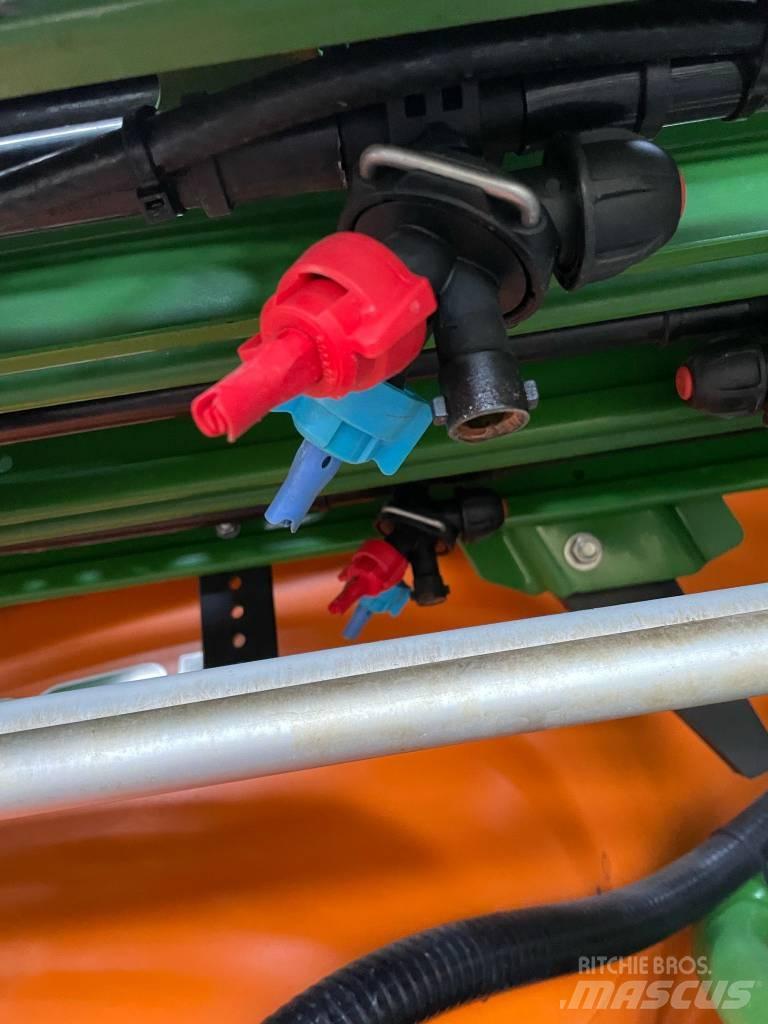 Amazone UX 5200 Tractoare agricole sprayers
