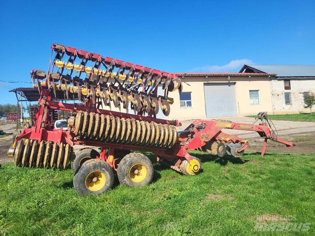 Väderstad Carrier820 Grape cu disc