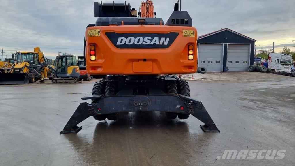 Doosan DX 210 W - 5 Excavatoare cu roti