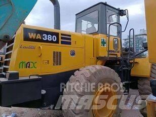 Komatsu WA 380 Incarcator pe pneuri